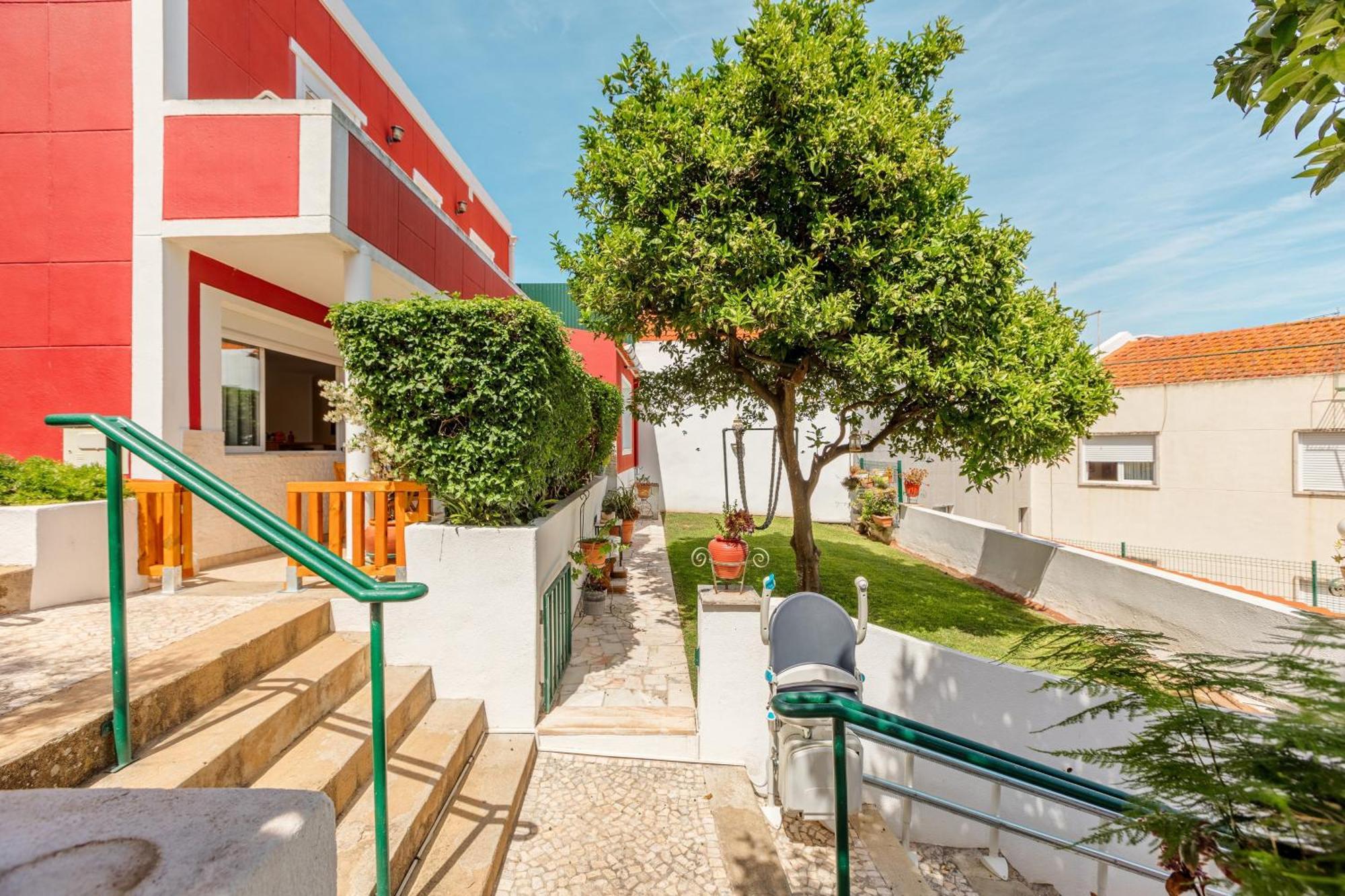 Algés Village Casa 2 by Lisbon-Coast vacation Esterno foto